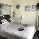 Blankebil & Apartment Zandvoort