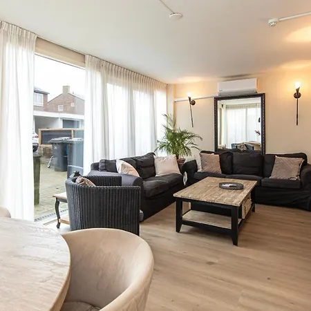 Blankebil & 아파트 잔드보르트