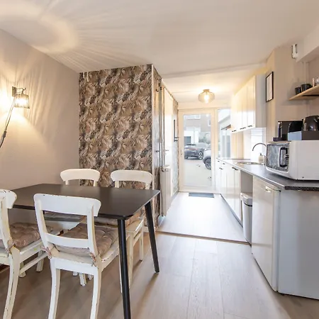Blankebil Studios & Apartments